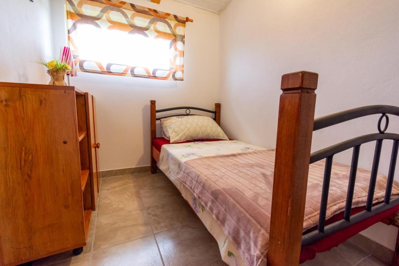 House 1119 Villa Muntic Luaran gambar